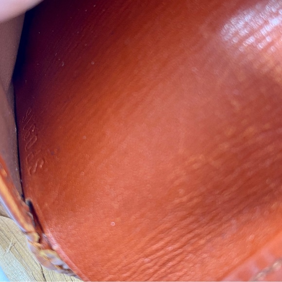 LOUIS VUITTON LOGO CARAMEL BROWN EPI LEATHER BIFOLD BRASS MONEY WALLET POUCH - Picture 9 of 11